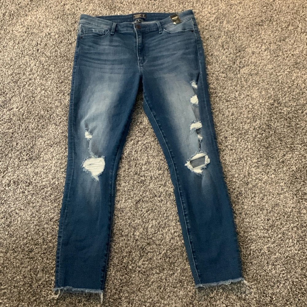 Womens Abercrombie & Fitch Harper Low Rise Ankle Jeans